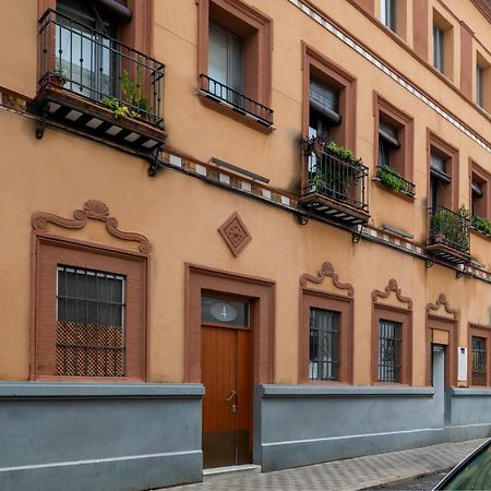 סביליה Apartamento Familiar Nuevo De Diseno En La Mejor Zona De Triana, Parking Included מראה חיצוני תמונה